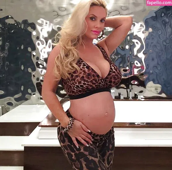 Nicole Coco Austin Onlyfans Photo Gallery 