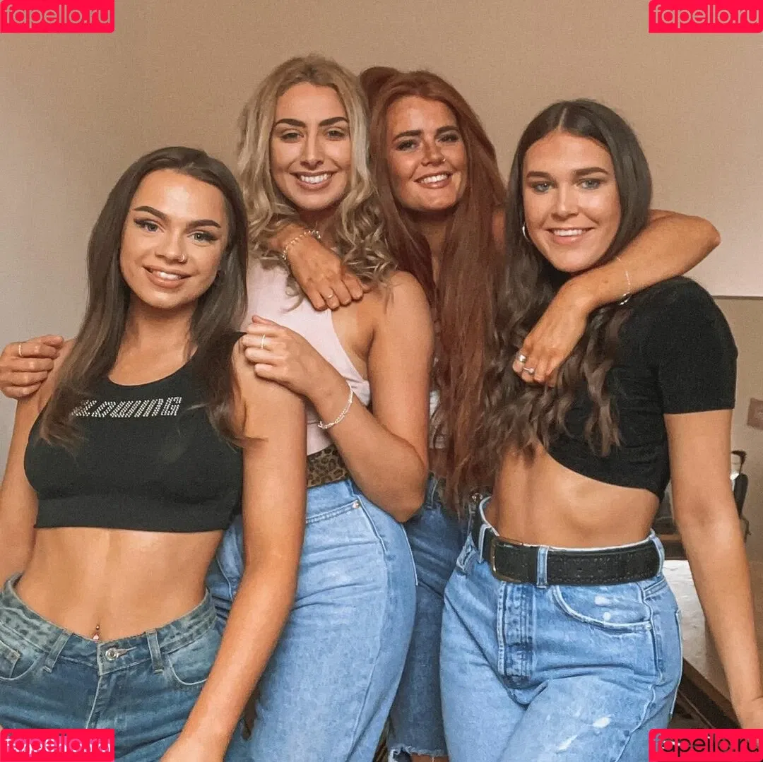 charlotte.maynard Onlyfans Photo Gallery 