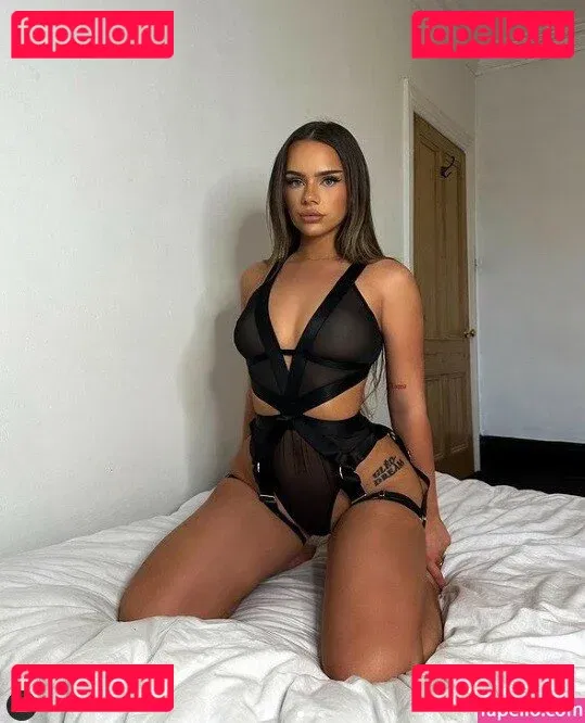 charlotte.maynard Onlyfans Photo Gallery 