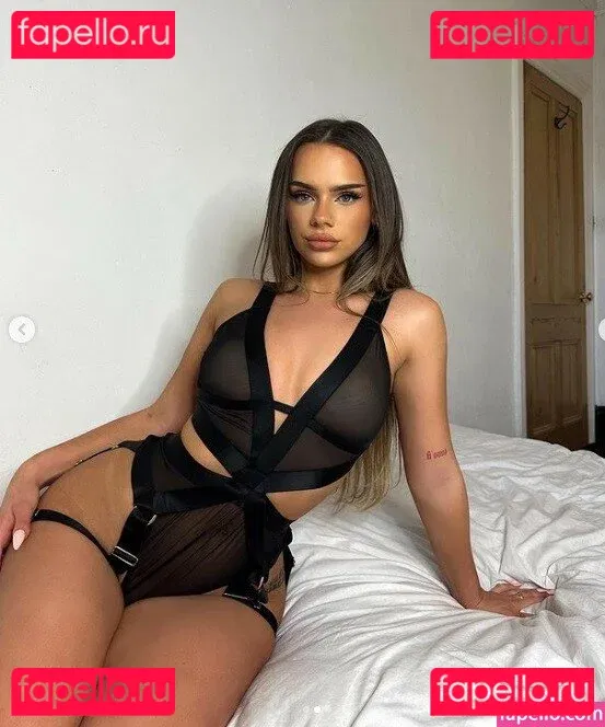 charlotte.maynard Onlyfans Photo Gallery 