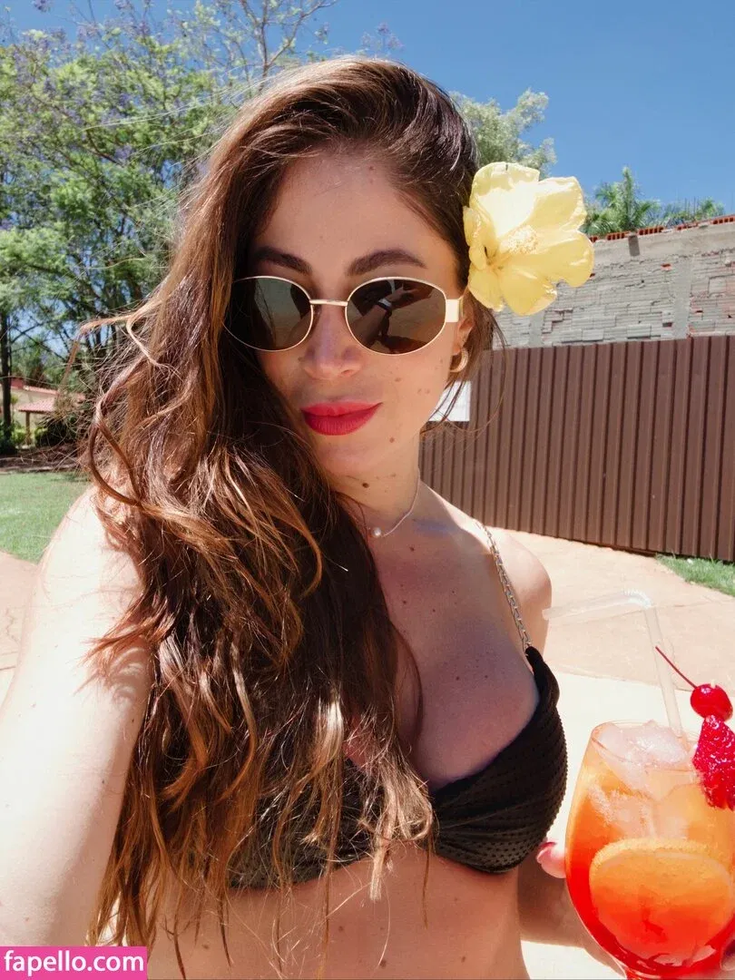 Carol Narizinho Onlyfans Photo Gallery 