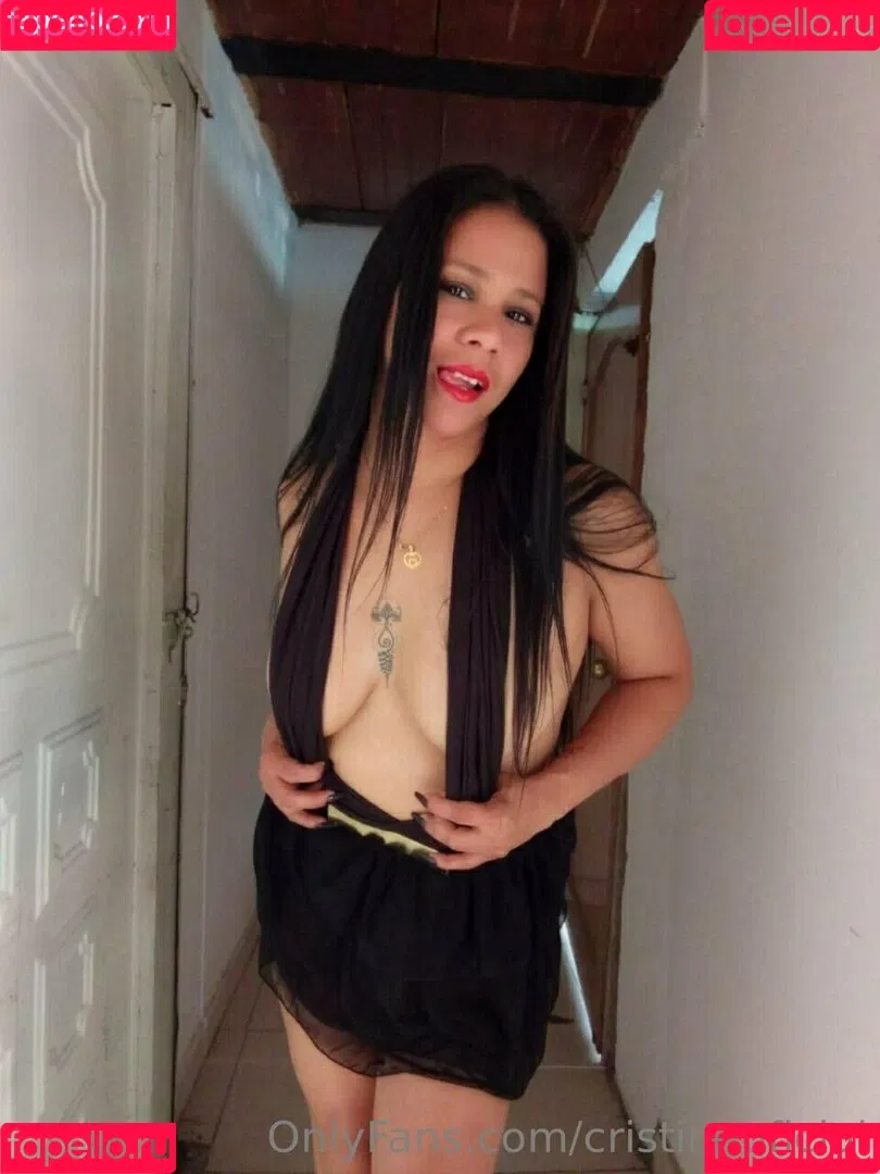 cristinaoficial Onlyfans Photo Gallery 