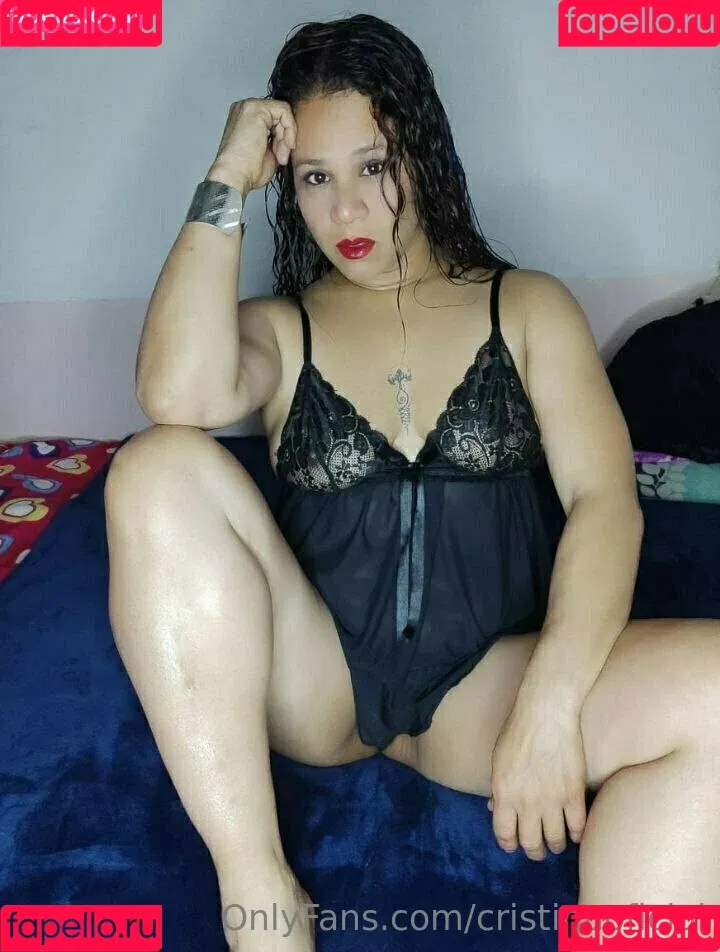 cristinaoficial Onlyfans Photo Gallery 