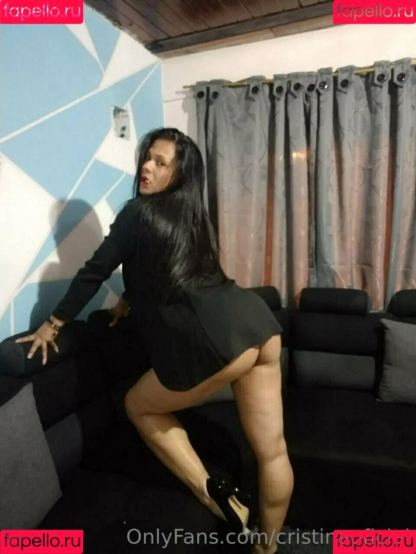 cristinaoficial Onlyfans Photo Gallery 