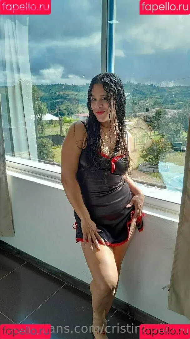 cristinaoficial Onlyfans Photo Gallery 