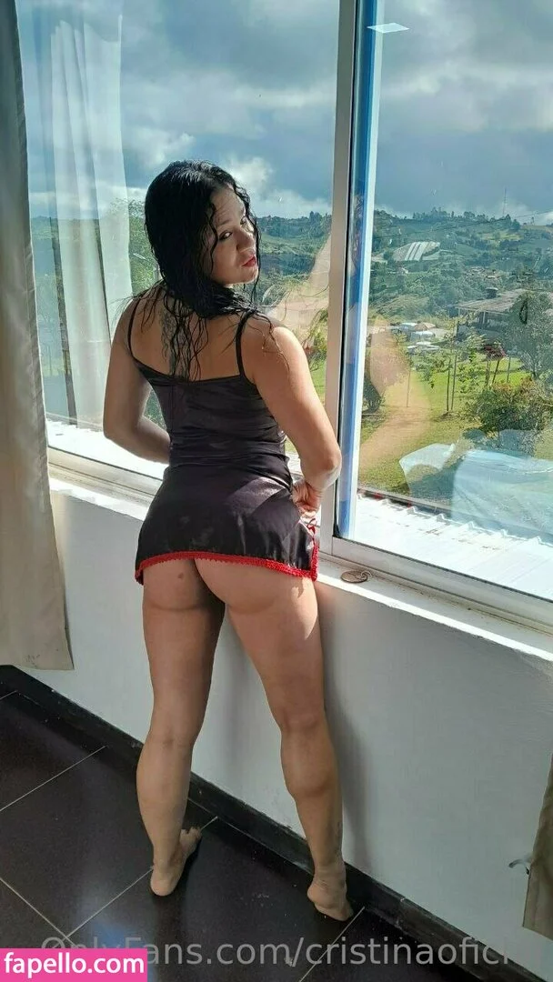 cristinaoficial Onlyfans Photo Gallery 