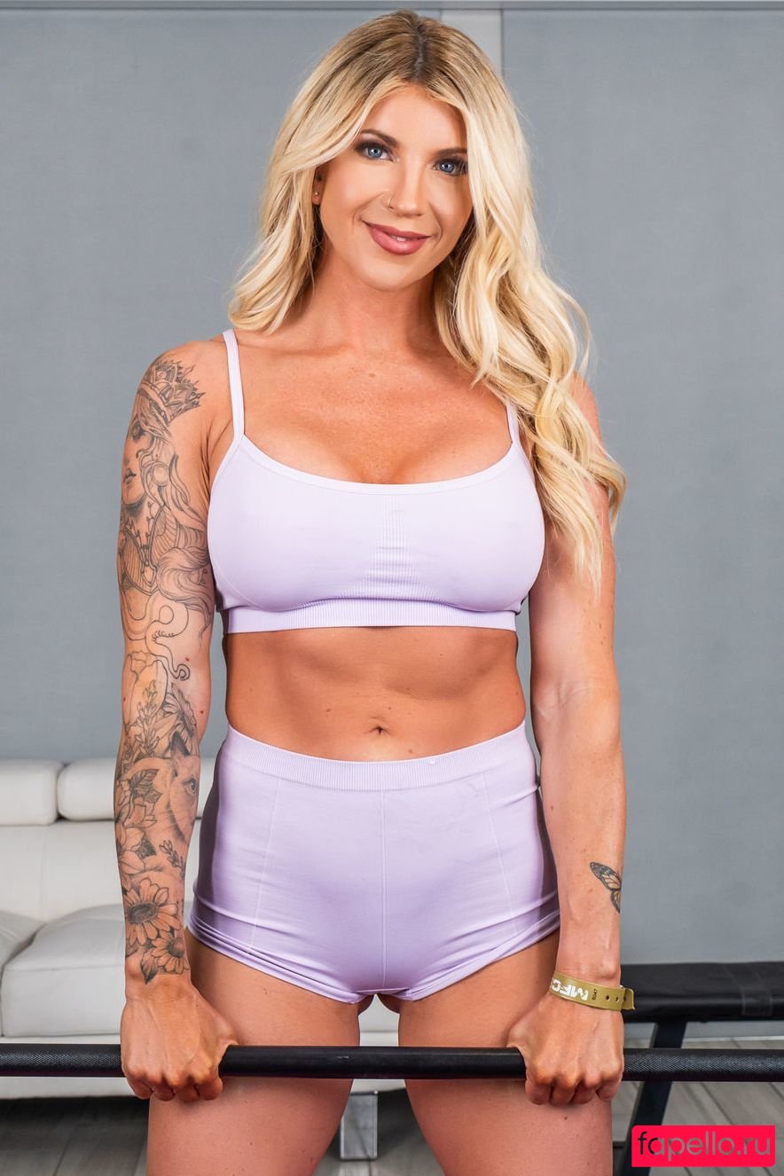 Taylor Killer Bee Starling Nude Onlyfans Photo 13