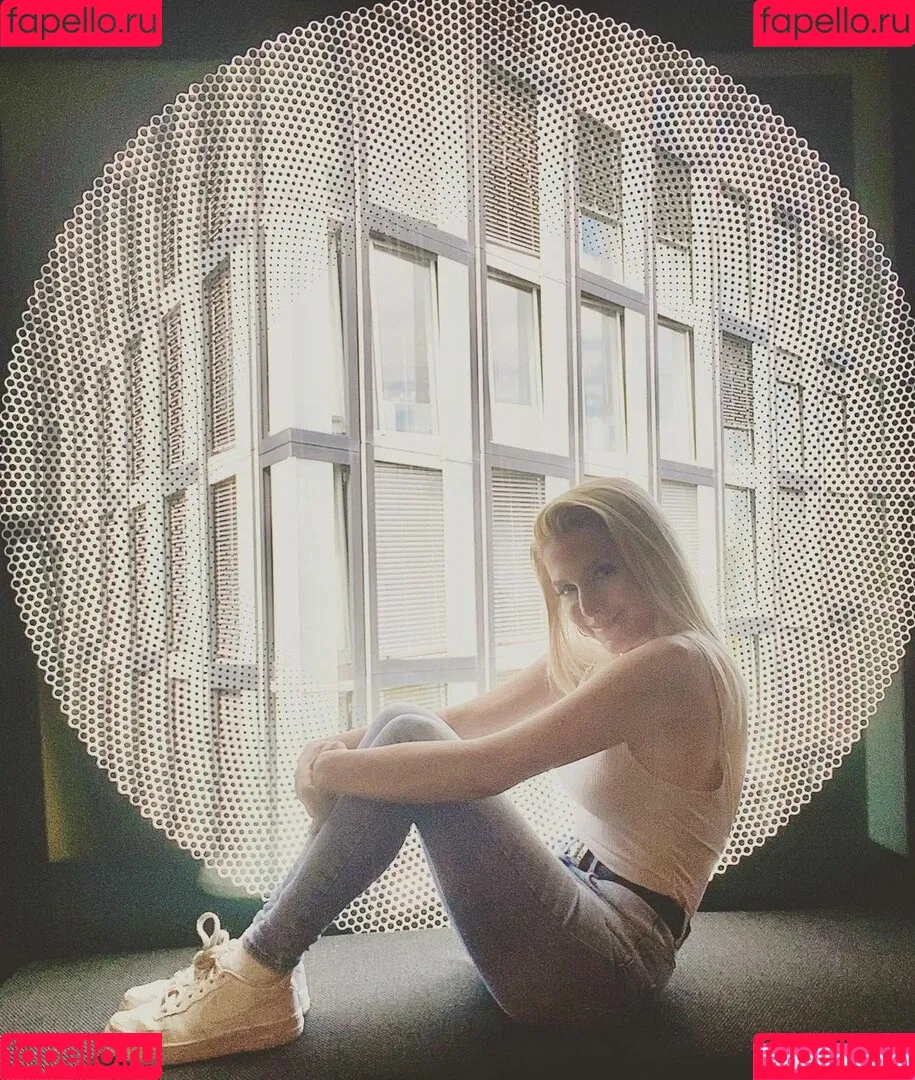 Jeanette Biedermann Onlyfans Photo Gallery 