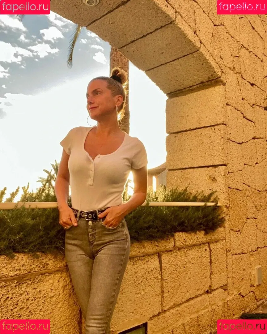 Jeanette Biedermann Onlyfans Photo Gallery 
