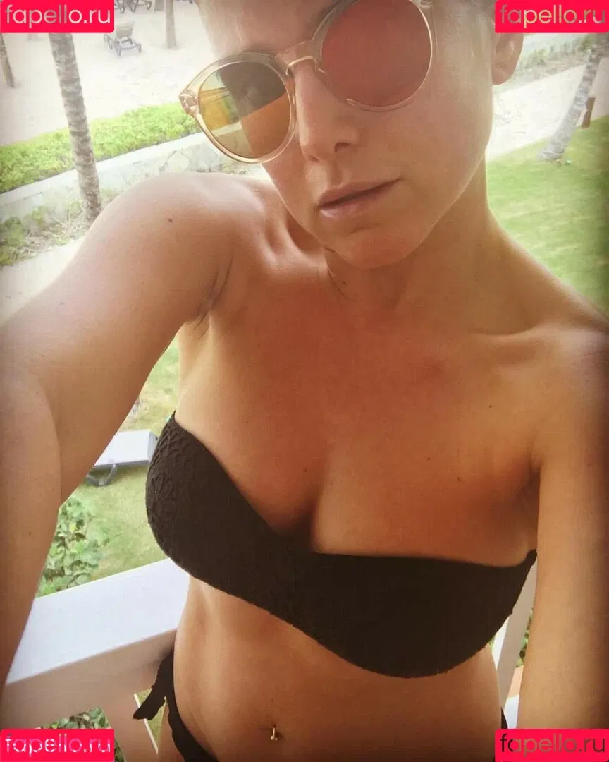 Jeanette Biedermann Onlyfans Photo Gallery 
