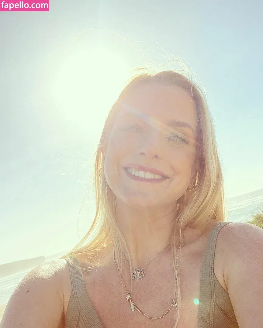 Jeanette Biedermann Onlyfans Photo Gallery 