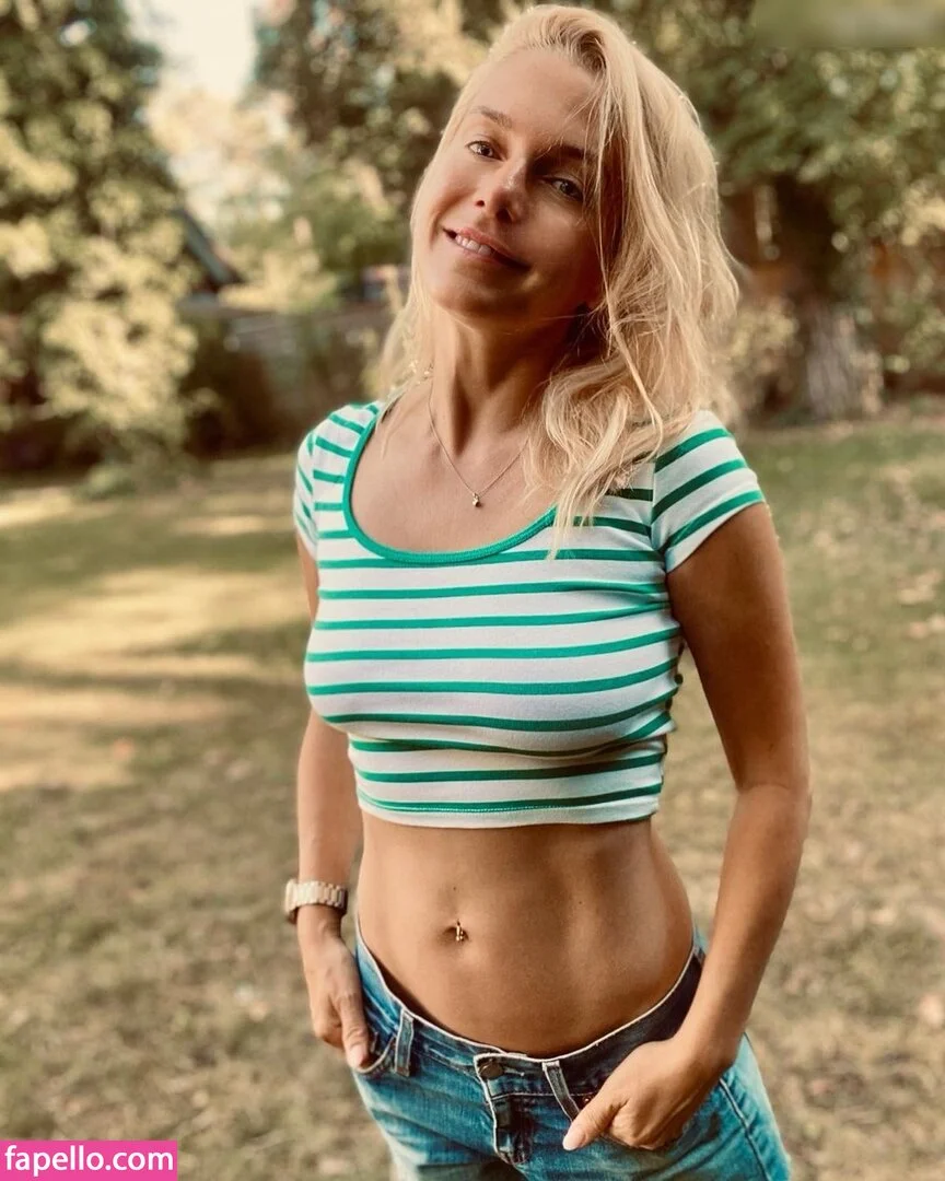 Jeanette Biedermann Onlyfans Photo Gallery 