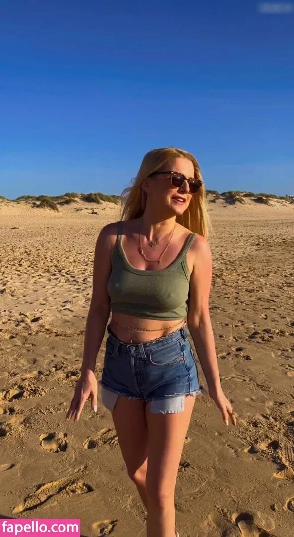 Jeanette Biedermann Onlyfans Photo Gallery 