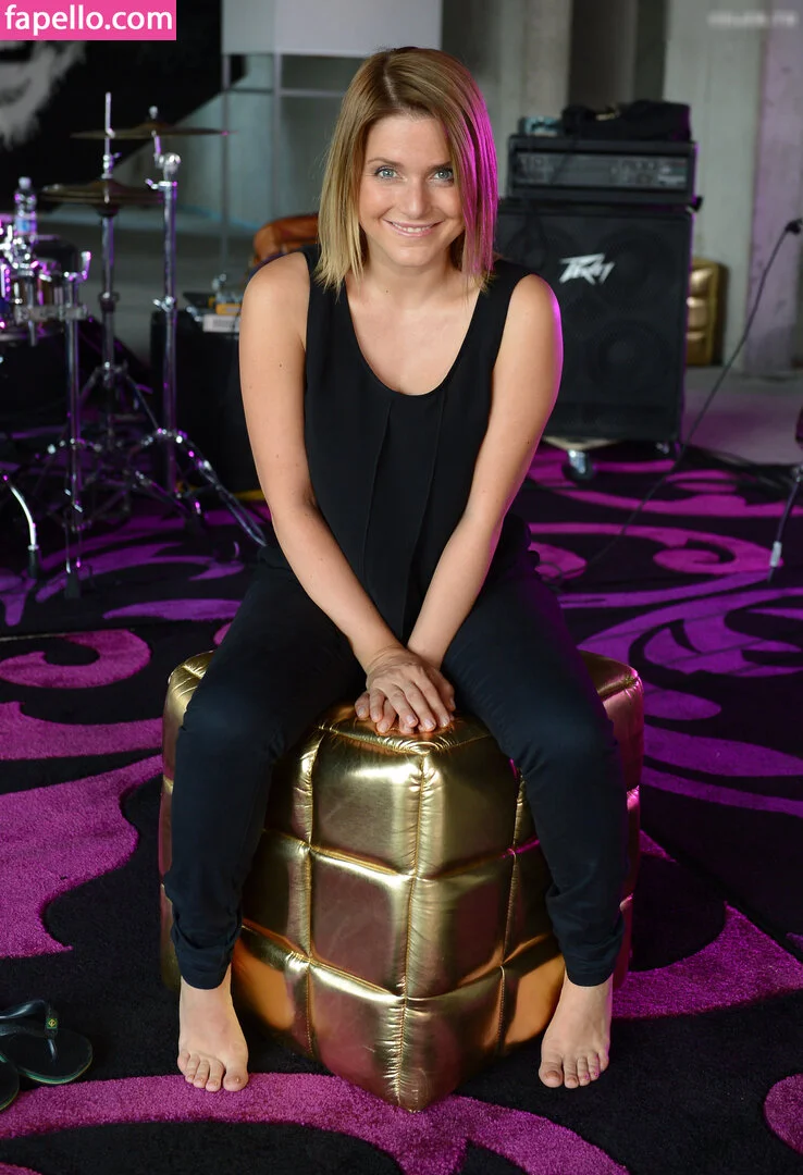 Jeanette Biedermann Onlyfans Photo Gallery 