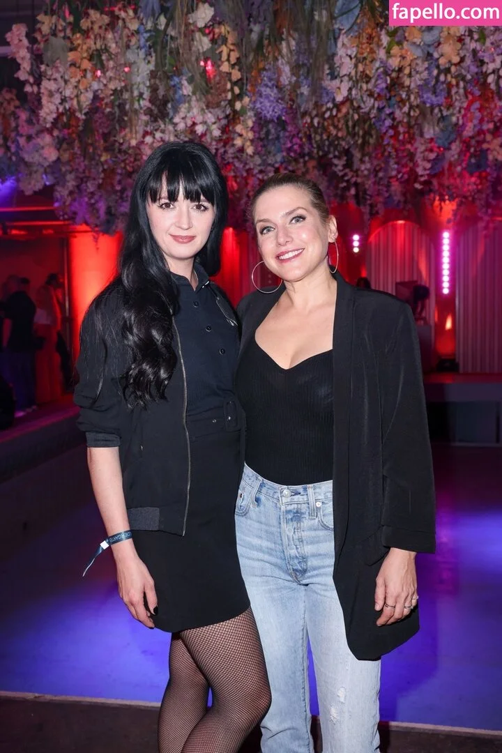 Jeanette Biedermann Onlyfans Photo Gallery 