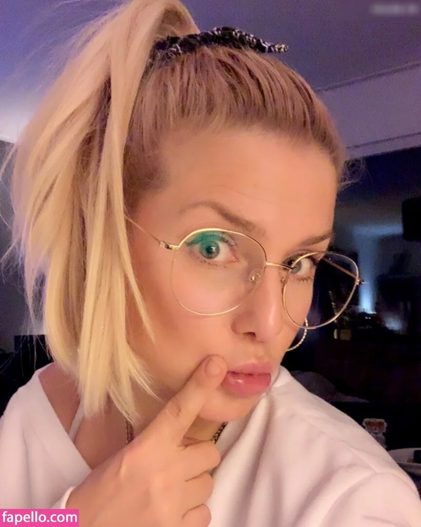 Jeanette Biedermann Onlyfans Photo Gallery 