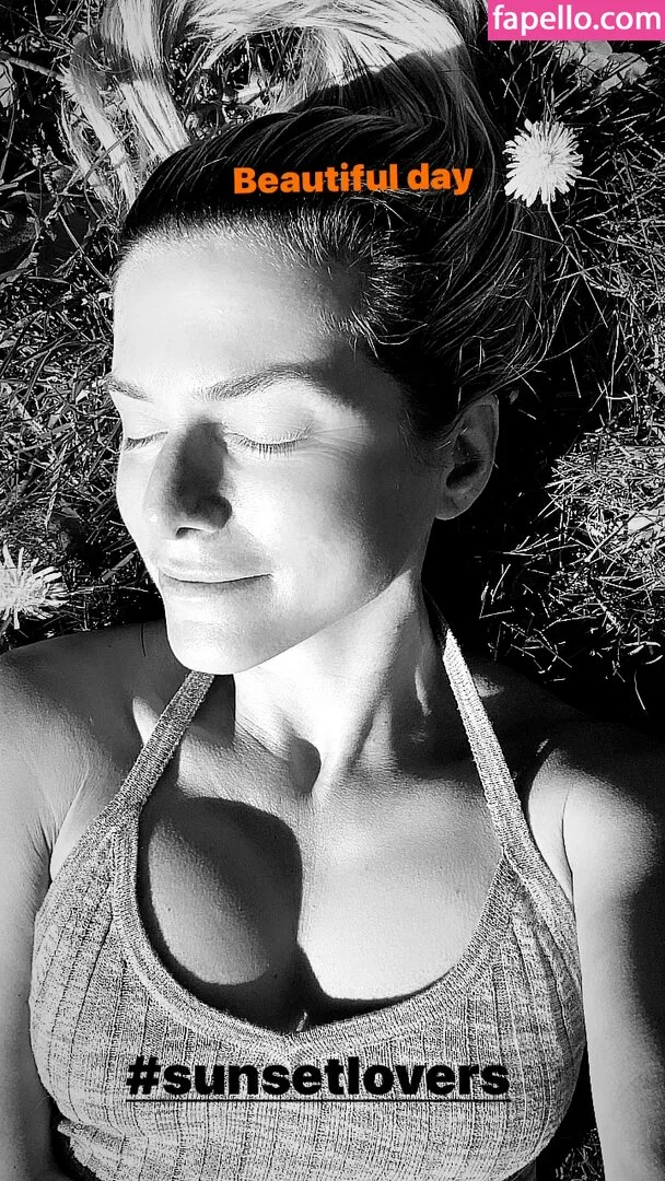 Jeanette Biedermann Onlyfans Photo Gallery 