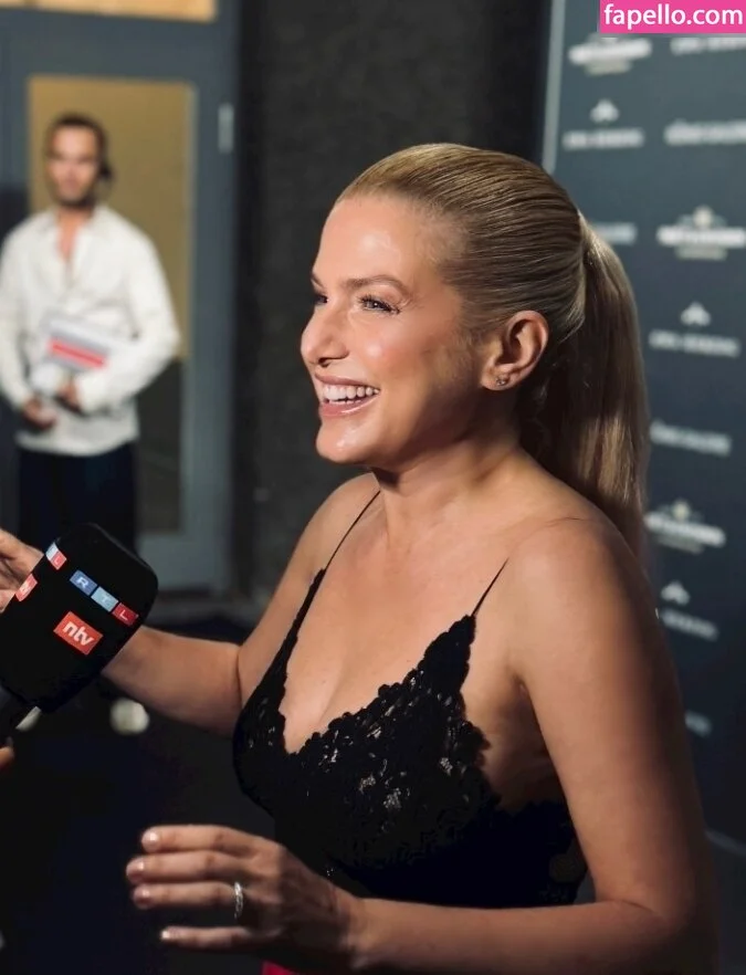 Jeanette Biedermann Onlyfans Photo Gallery 