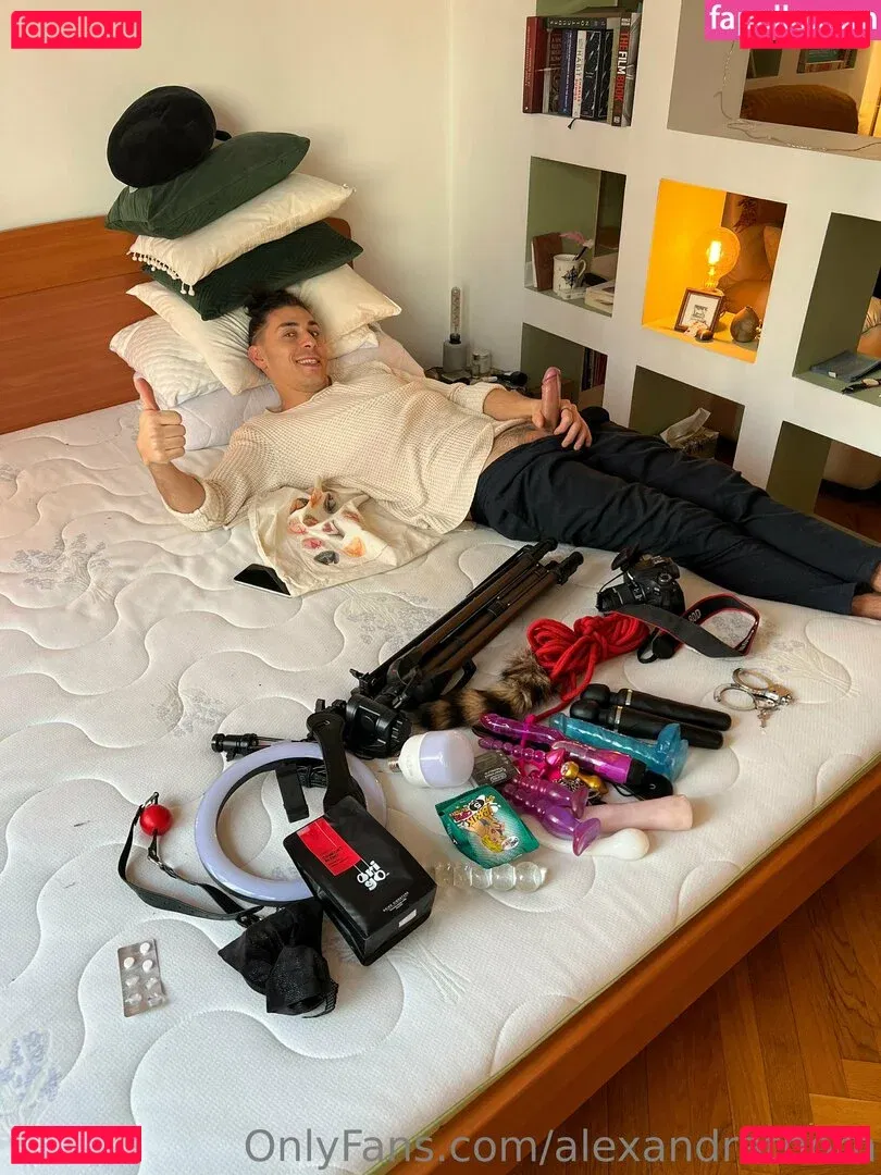 alexandrathorn Onlyfans Photo Gallery 