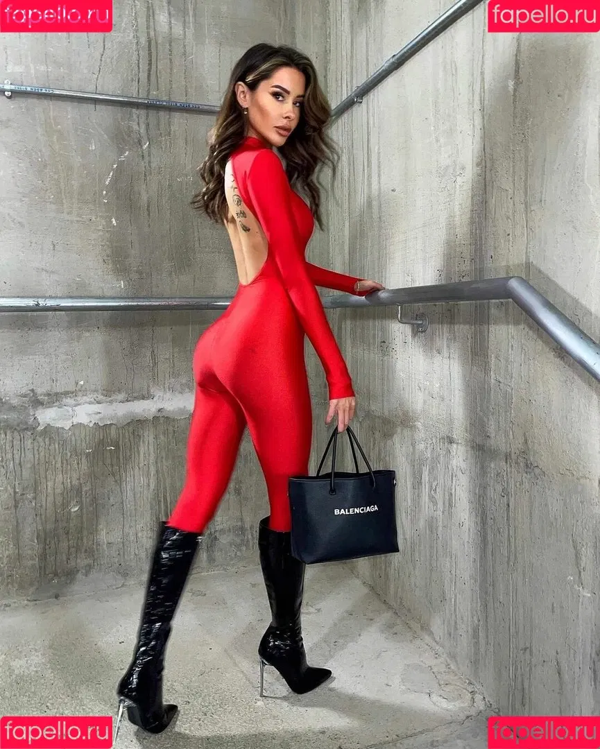 Lacey Montgomery Onlyfans Photo Gallery 