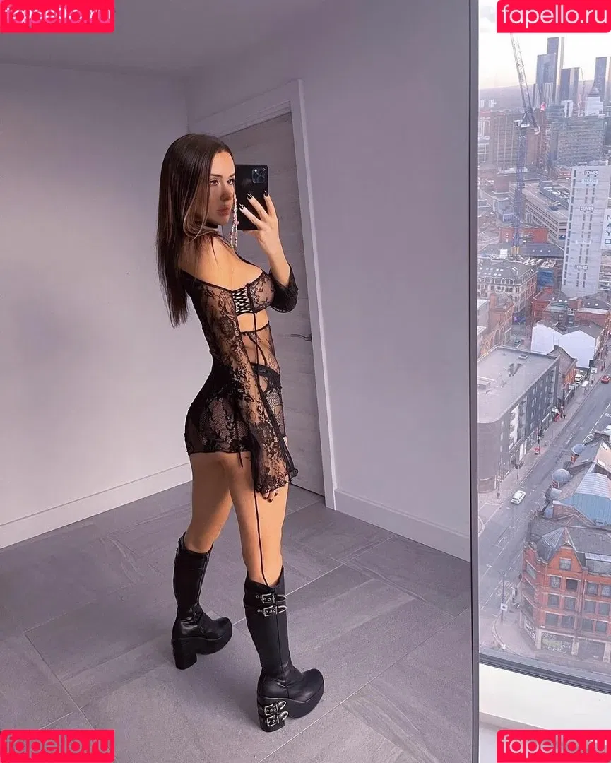 Lacey Montgomery Onlyfans Photo Gallery 
