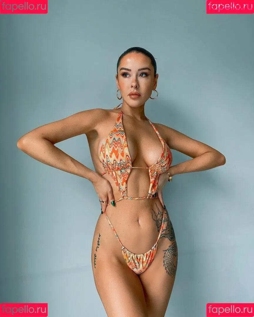 Lacey Montgomery Onlyfans Photo Gallery 