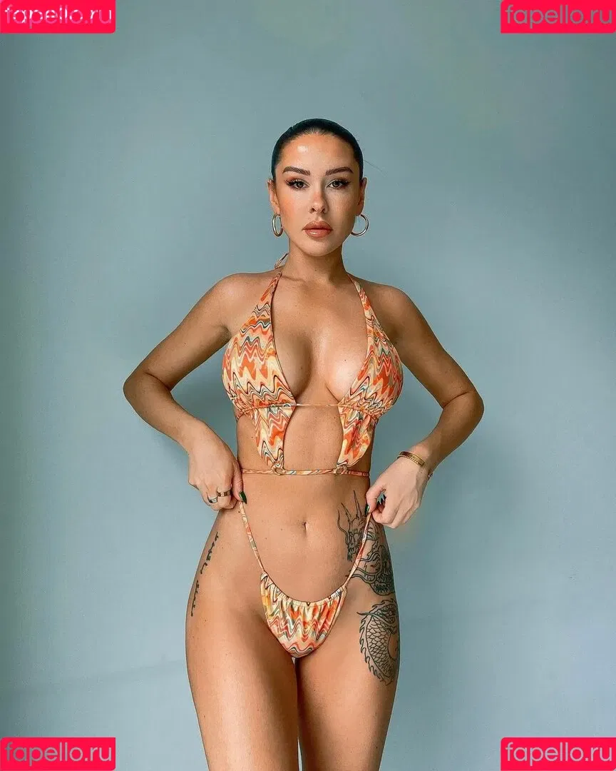 Lacey Montgomery Onlyfans Photo Gallery 