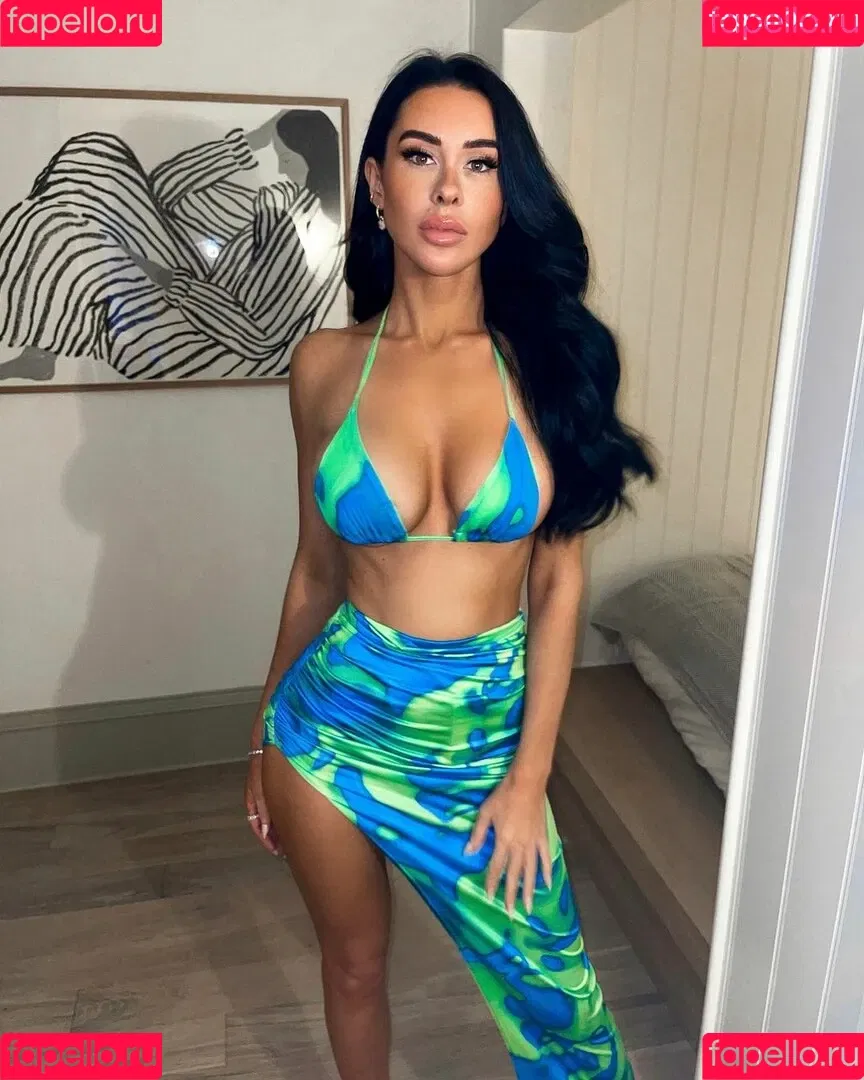 Lacey Montgomery Onlyfans Photo Gallery 