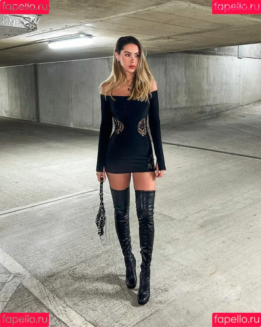 Lacey Montgomery Onlyfans Photo Gallery 