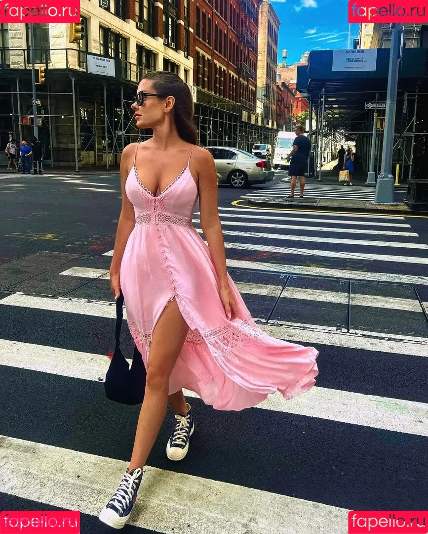 Lacey Montgomery Onlyfans Photo Gallery 