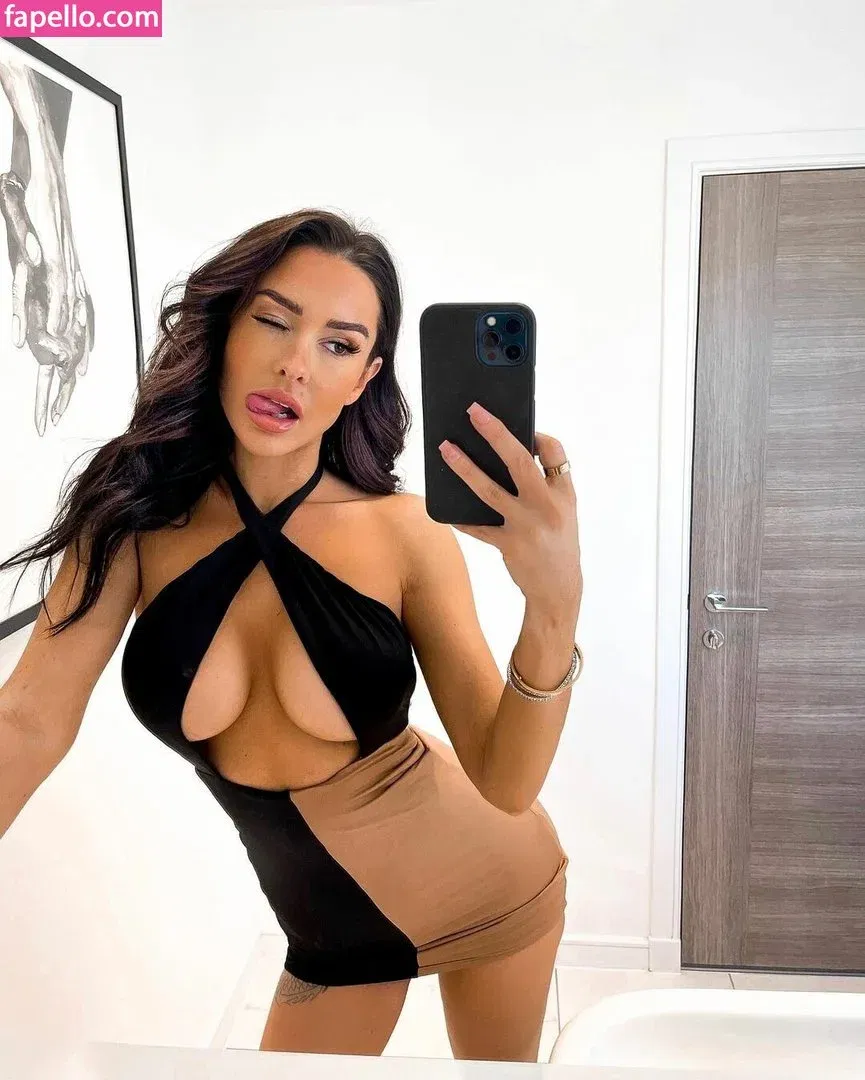 Lacey Montgomery Onlyfans Photo Gallery 