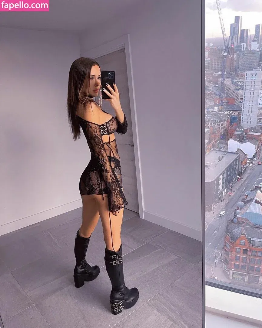 Lacey Montgomery Onlyfans Photo Gallery 