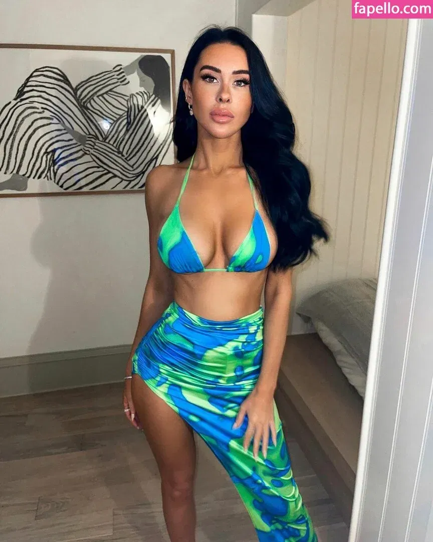 Lacey Montgomery Onlyfans Photo Gallery 