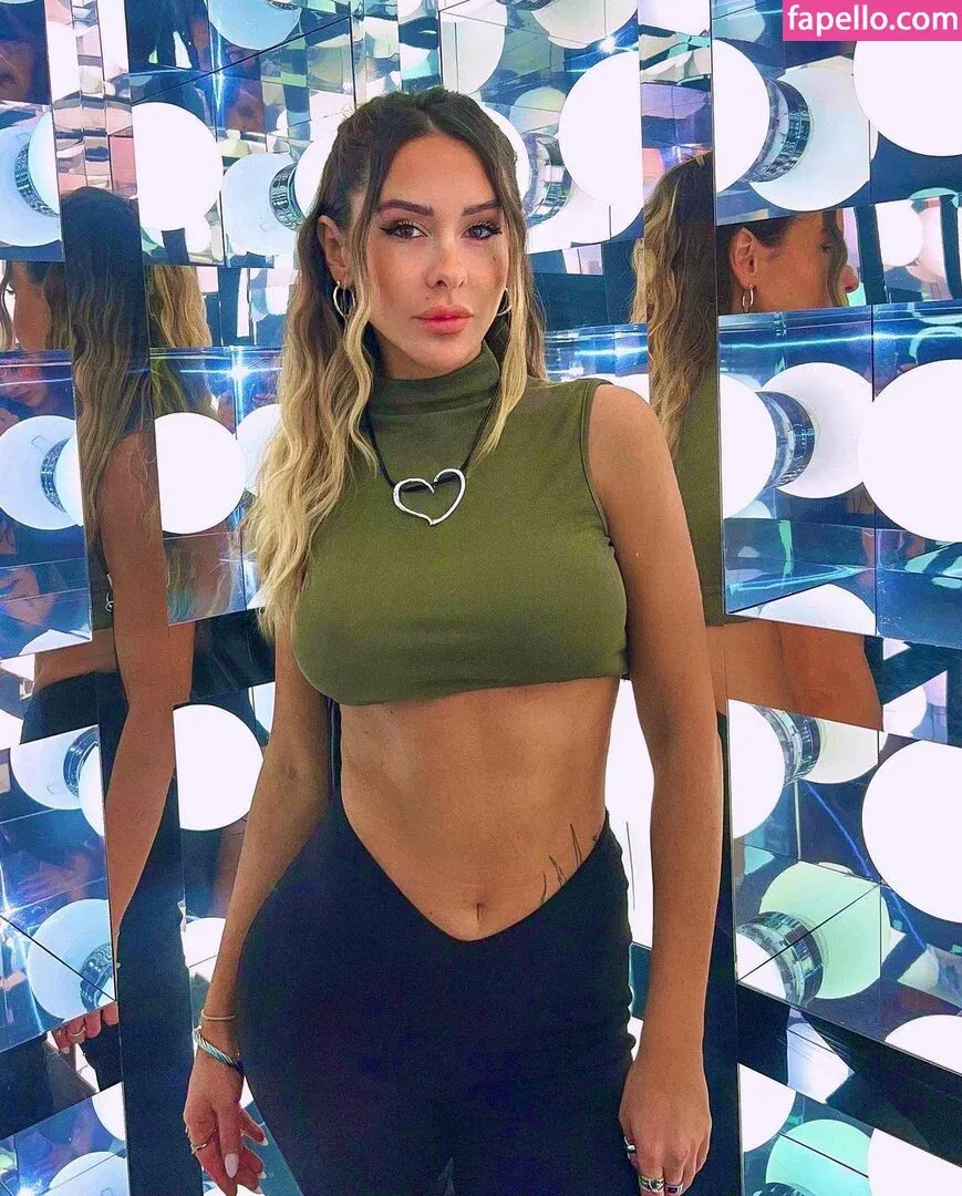 Lacey Montgomery Onlyfans Photo Gallery 