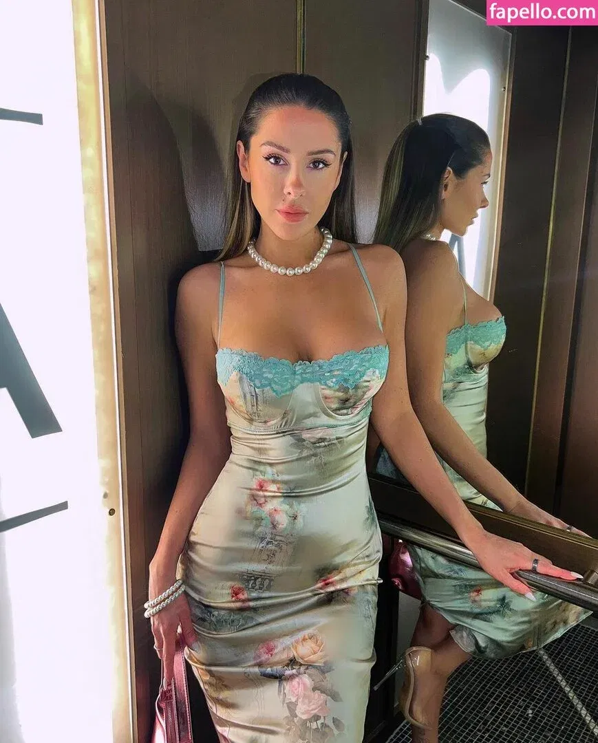 Lacey Montgomery Onlyfans Photo Gallery 