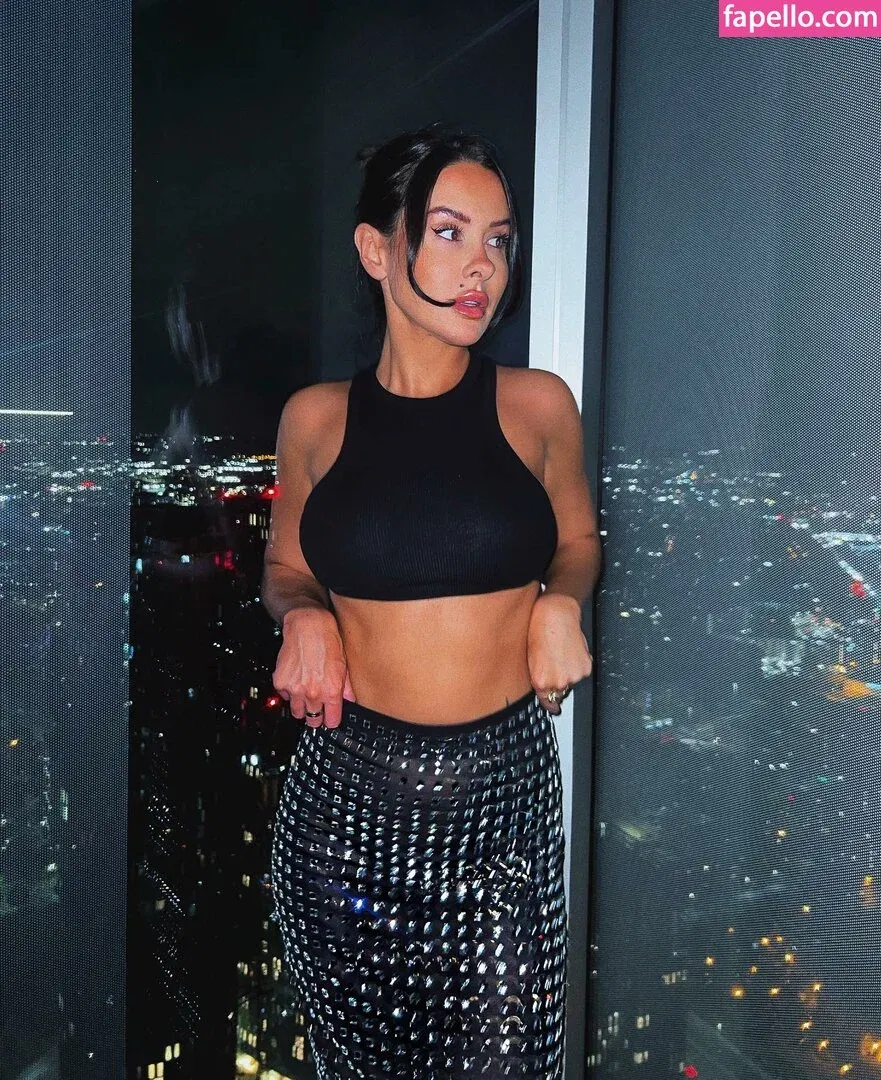 Lacey Montgomery Onlyfans Photo Gallery 