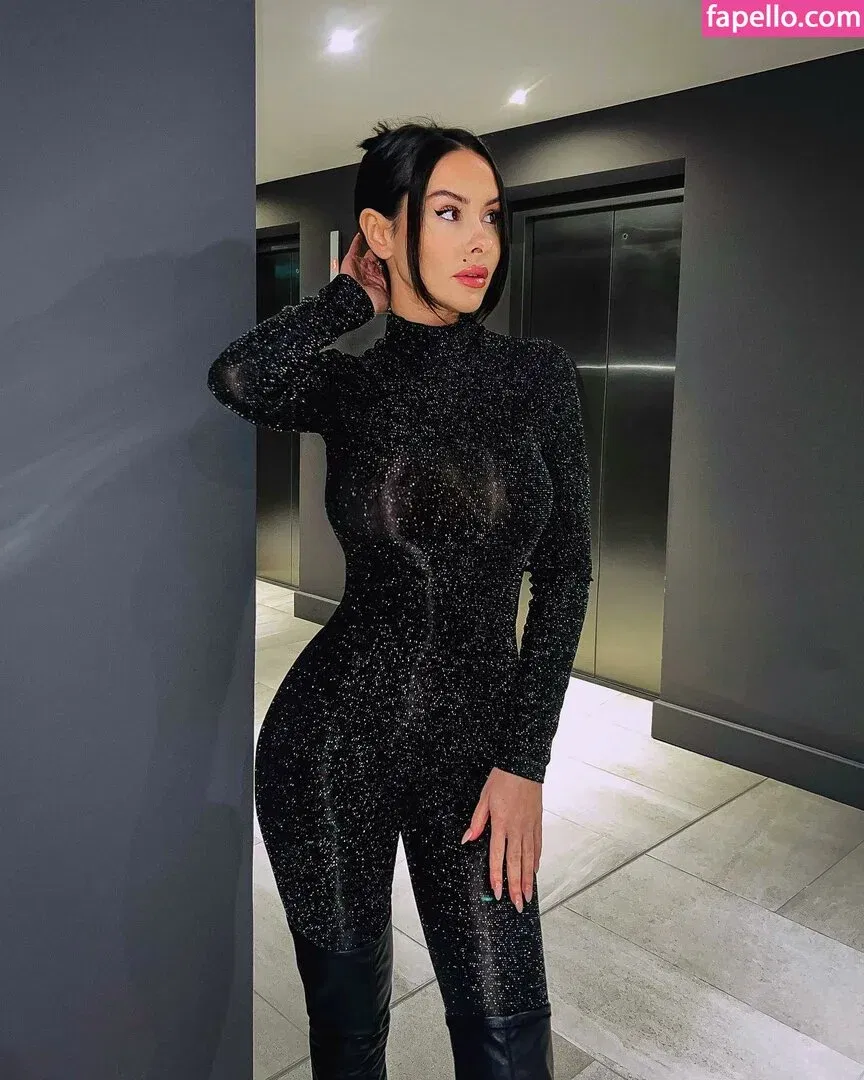 Lacey Montgomery Onlyfans Photo Gallery 