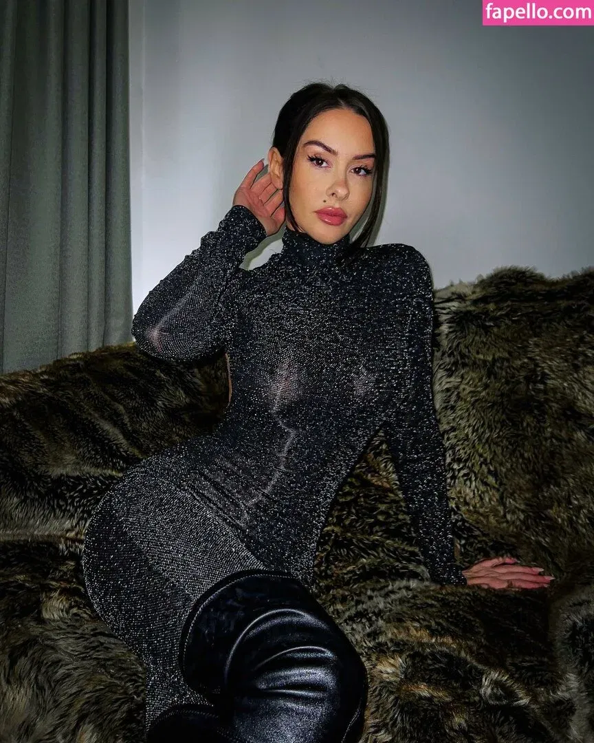 Lacey Montgomery Onlyfans Photo Gallery 