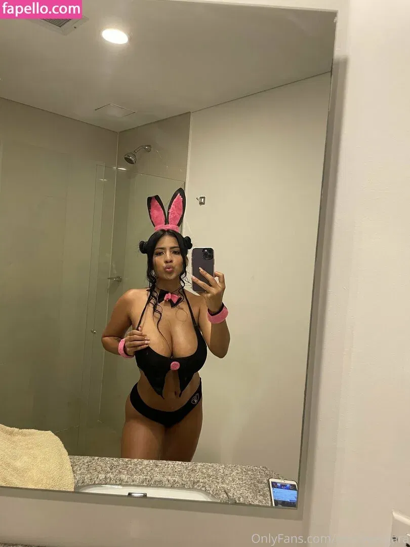 bellatorres_official Onlyfans Photo Gallery 