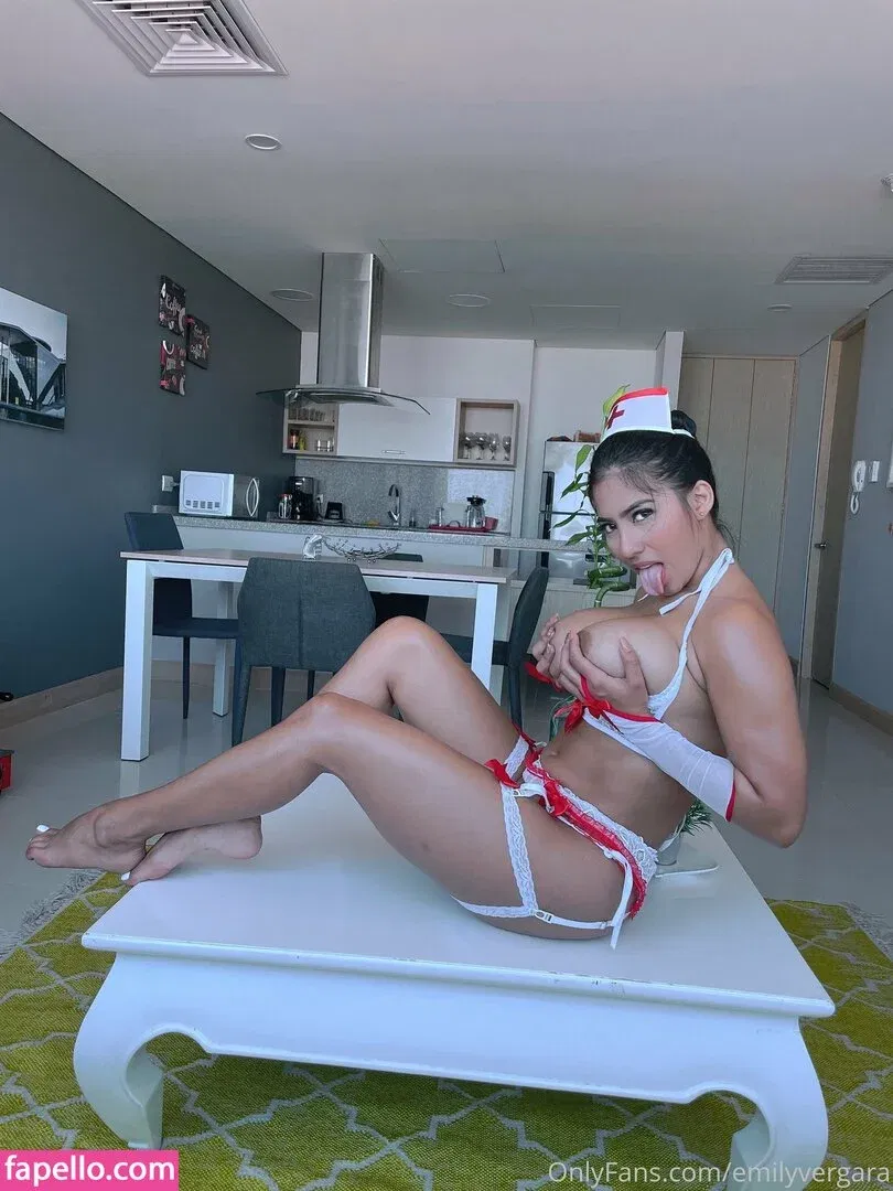 bellatorres_official Onlyfans Photo Gallery 