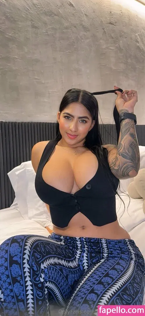 bellatorres_official Onlyfans Photo Gallery 