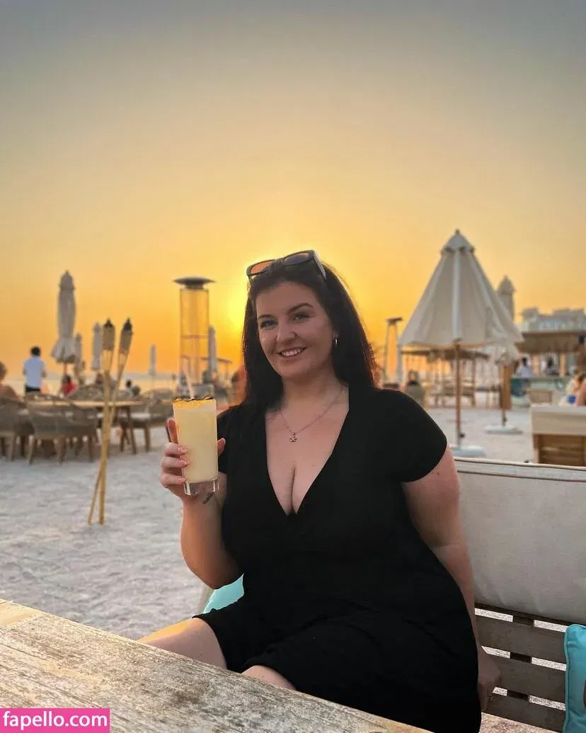 Rebecca Shortt Onlyfans Photo Gallery 