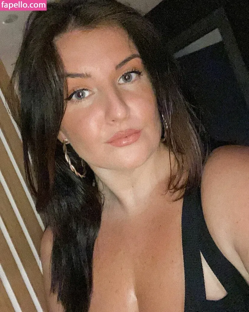 Rebecca Shortt Onlyfans Photo Gallery 