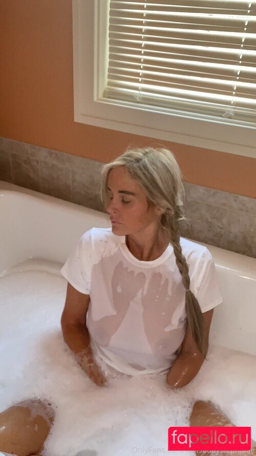 Stephanie Davison Nude Onlyfans Photo 10