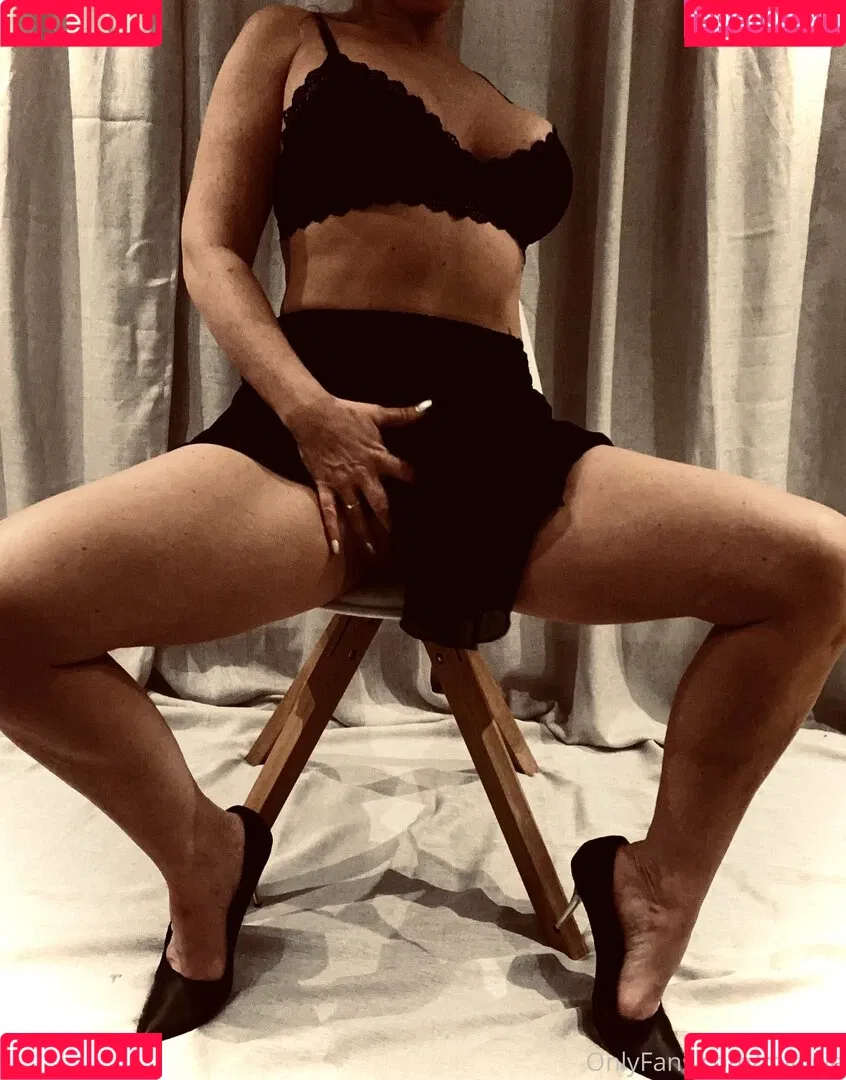 housewifeofnorway Onlyfans Photo Gallery 