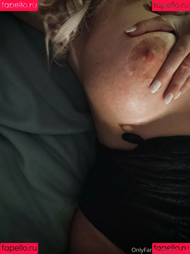 housewifeofnorway Onlyfans Photo Gallery 