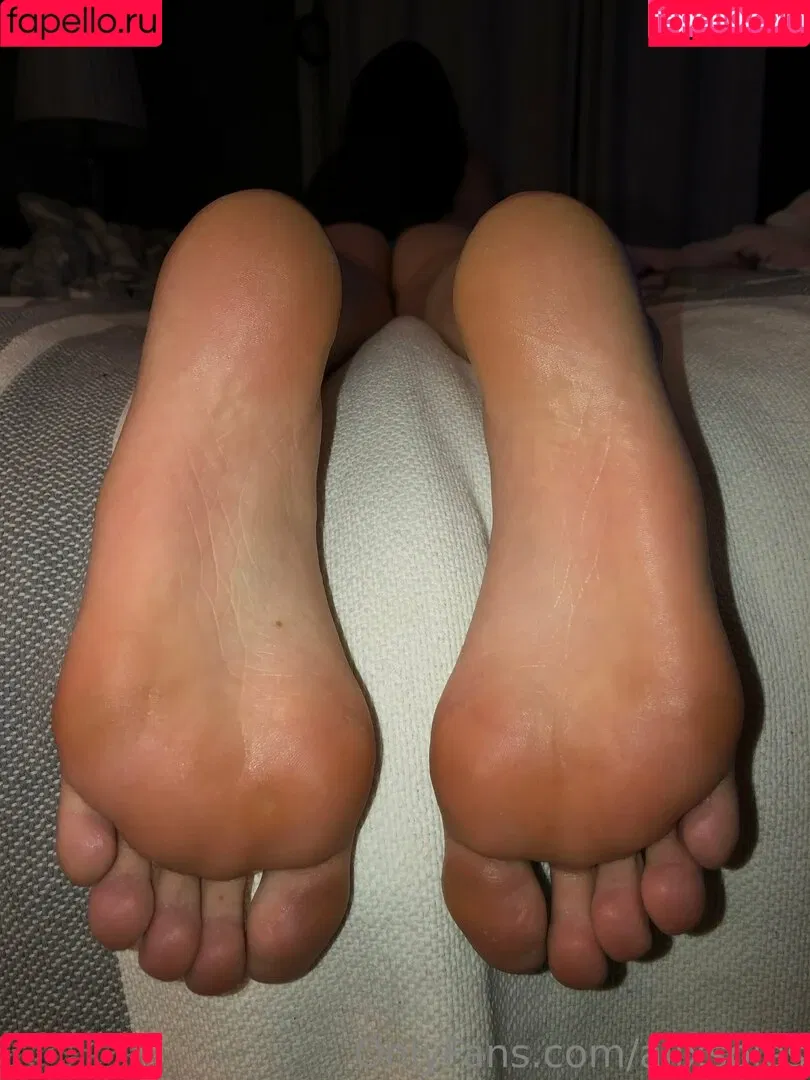 alixsoles Onlyfans Photo Gallery 