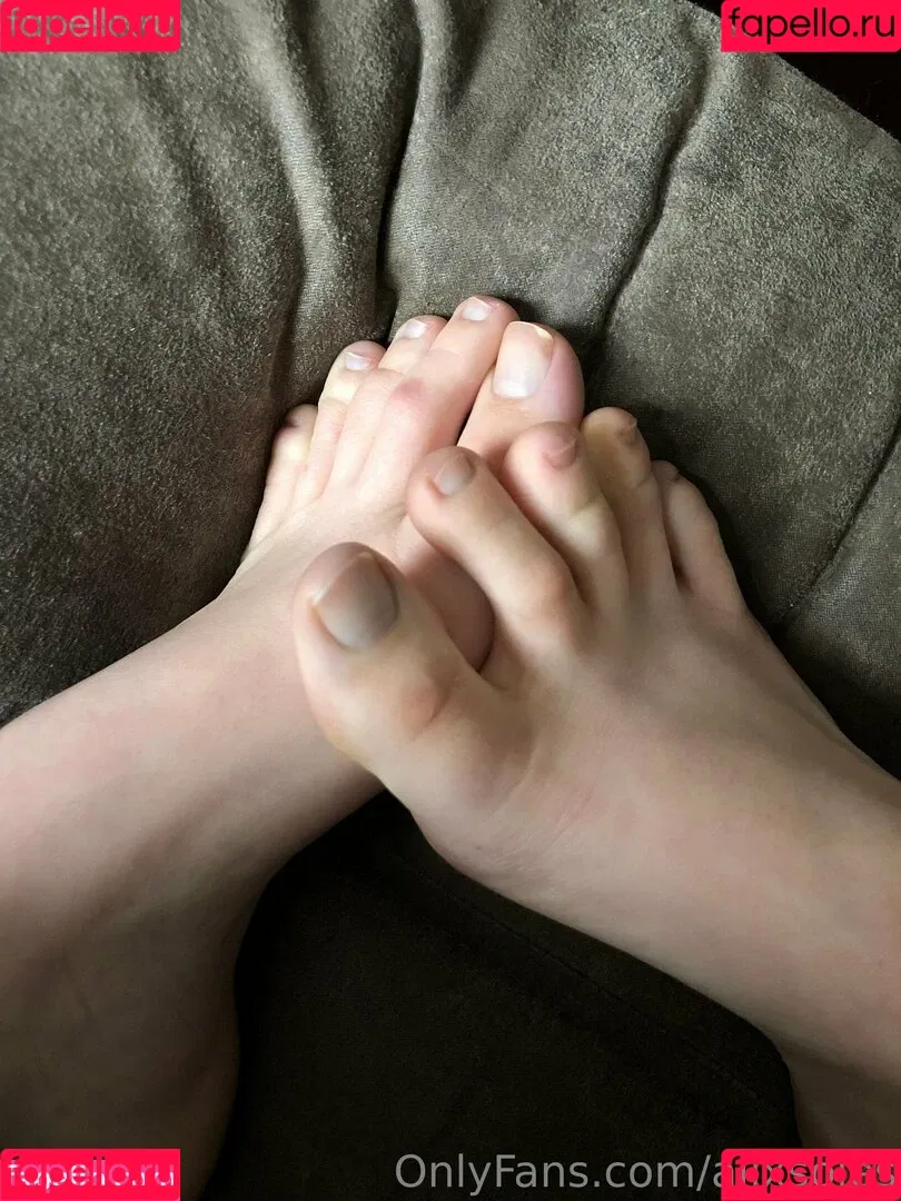alixsoles Onlyfans Photo Gallery 