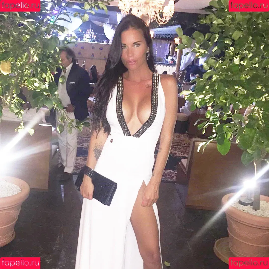 Antonella Mosetti Onlyfans Photo Gallery 