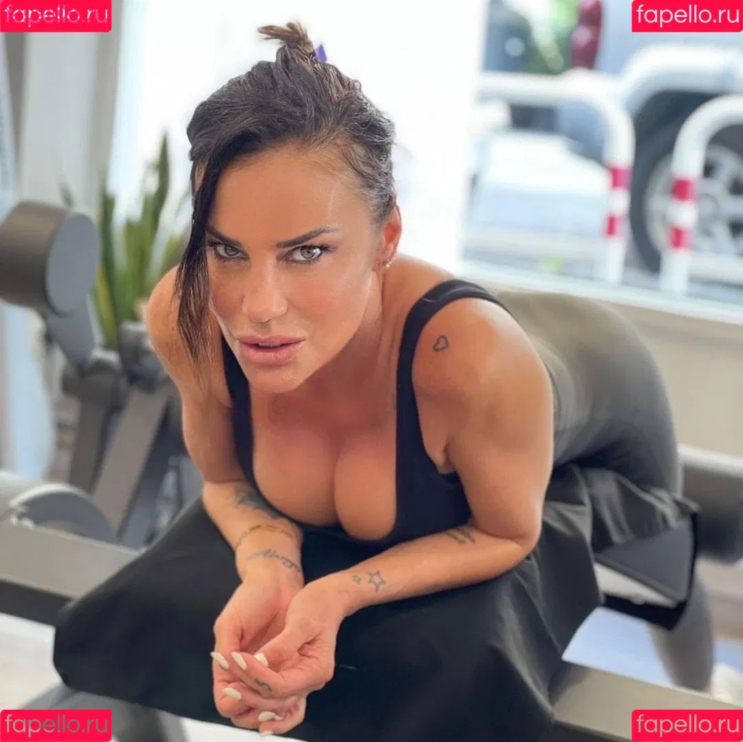 Antonella Mosetti Onlyfans Photo Gallery 
